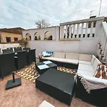 Le Luxury Lagoon *
