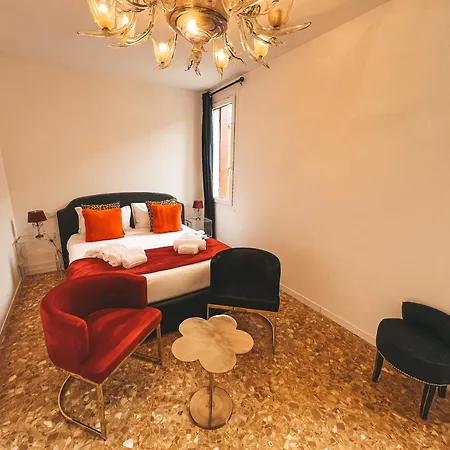 Le Luxury Lagoon Apartment *