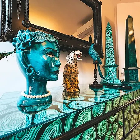 Le Luxury Lagoon