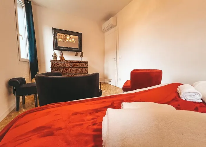 Апартаменты Le Luxury Lagoon