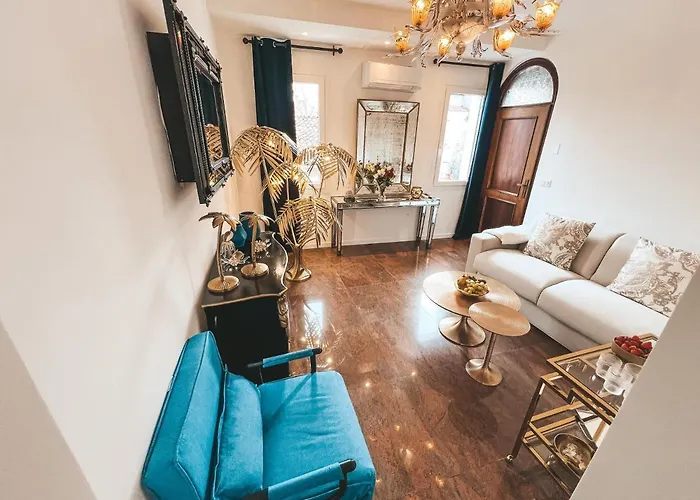 Апартаменты Le Luxury Lagoon