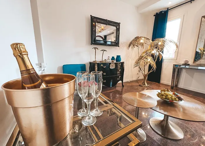 Le Luxury Lagoon